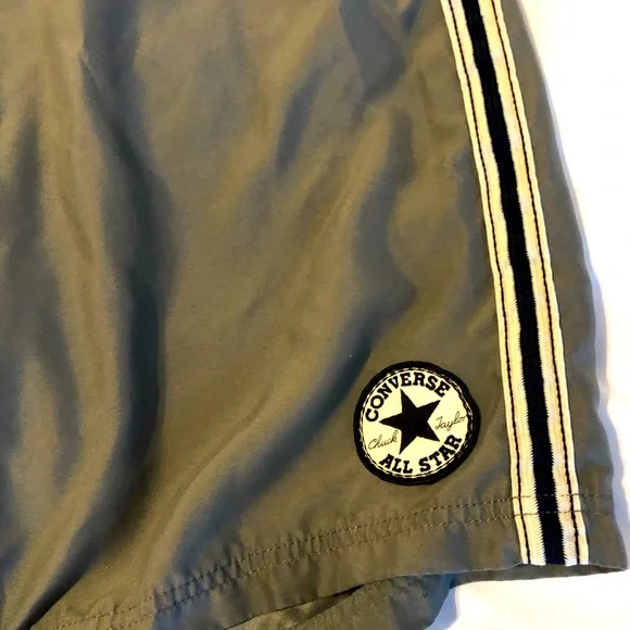 Converse Chuck Taylor All Star Board Shorts mens size 32 Waist - Picture 2 of 4